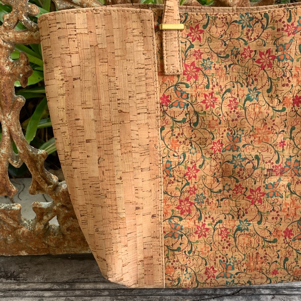 Elegant Floral Cork Tote Bag - Picture 4 of 16